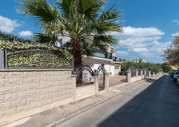 Villa Vila Snjezana *